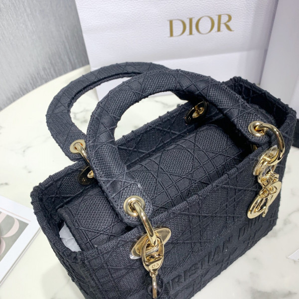 LADY D-LITE EMBROIDERED CANNAGE BAG