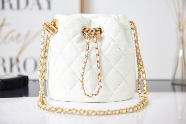 CL BUCKET BAG