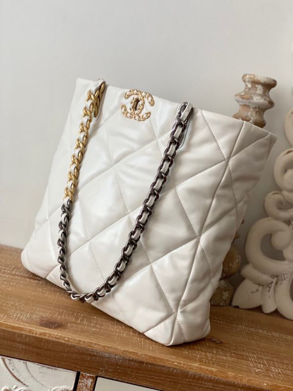 CL 19 SHOPPING BAG