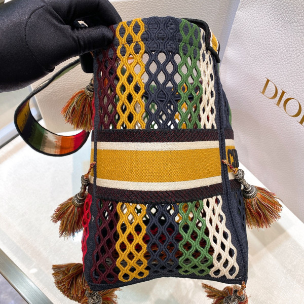 D*or d-bubble bucket bag