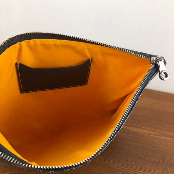 Go*ard senat pouch