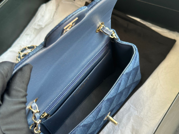 CL FLAP BAG 20CM