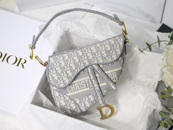 D*or saddle bag