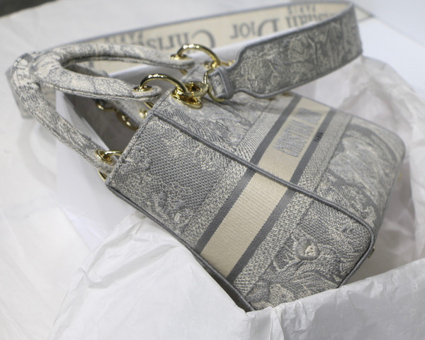 D*or lady d-lite bag