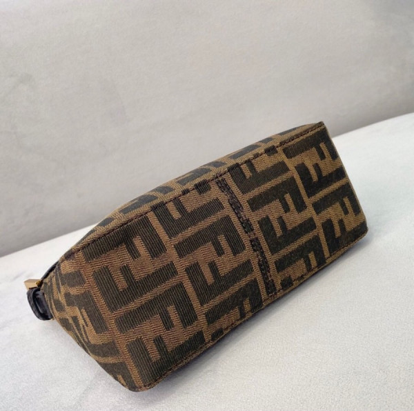 F**di vintage bag