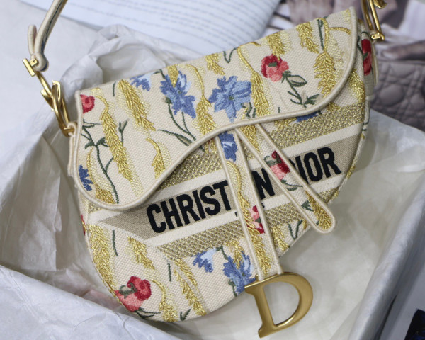 D*or saddle bag