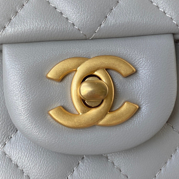 CL MINI FLAP BAG WITH TOP HANDLE