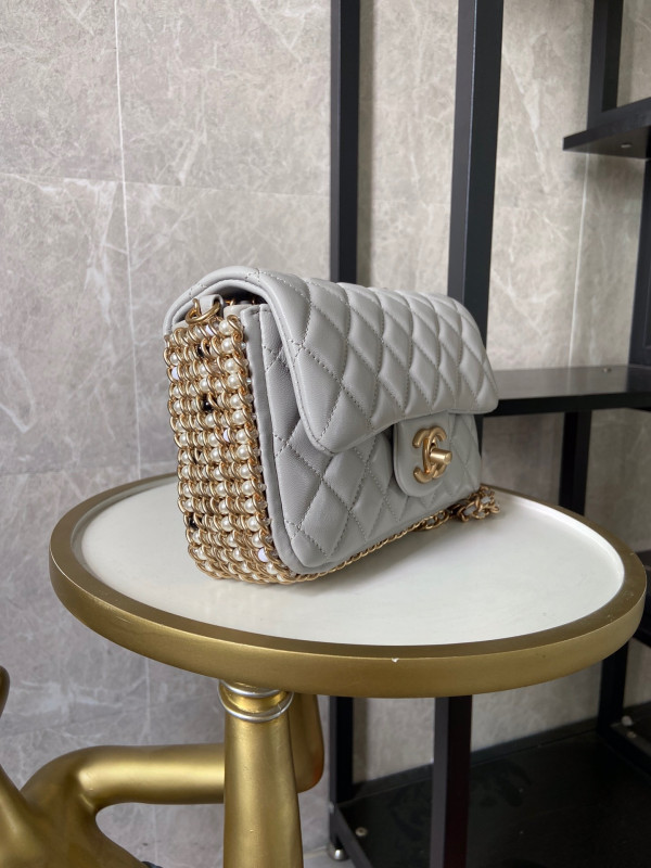 CL FLAP BAG