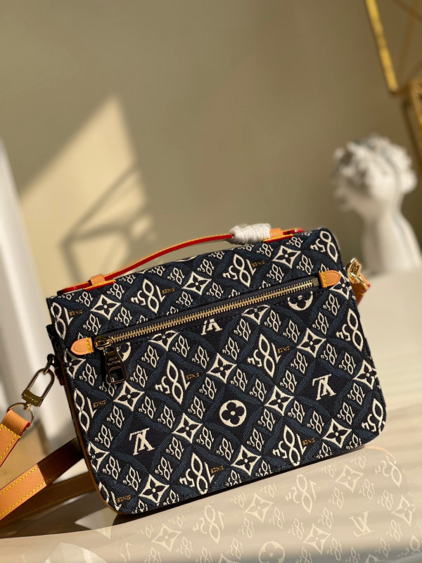 l**is V*t*n since 1854 pochette mÉtis