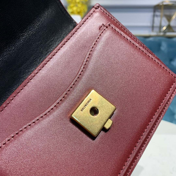 Ba*len*cia*ga sharp xs satchel