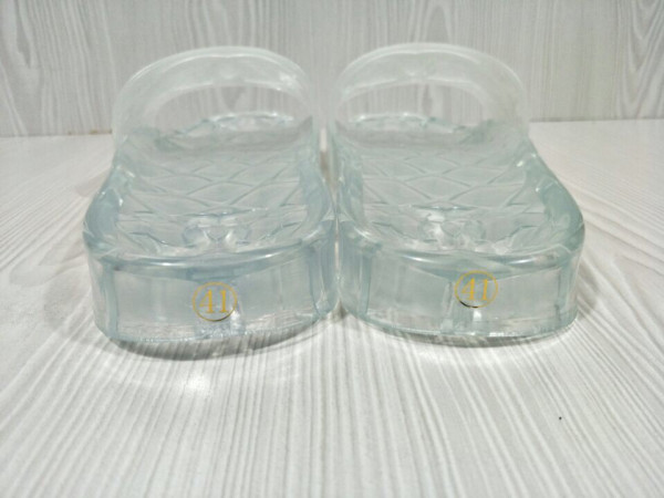 CL SLIPPERS