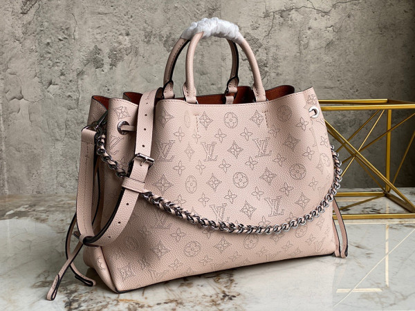 l**is V*t*n bella tote