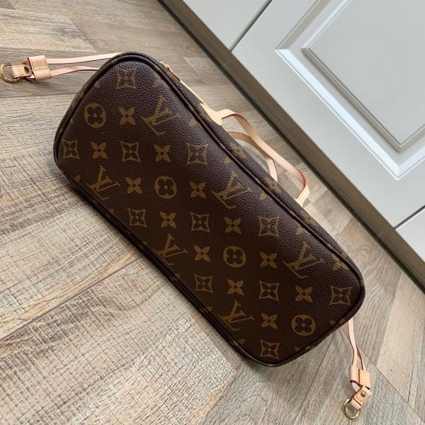 l**is V*t*n neverfull pm