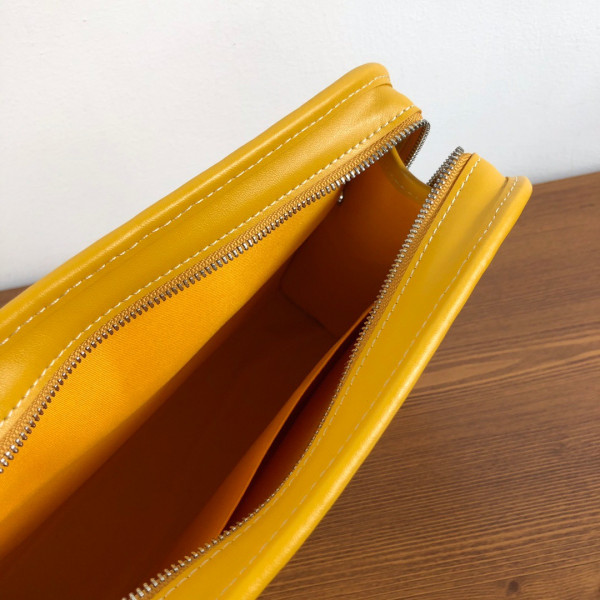 Go*ard toiletry bag