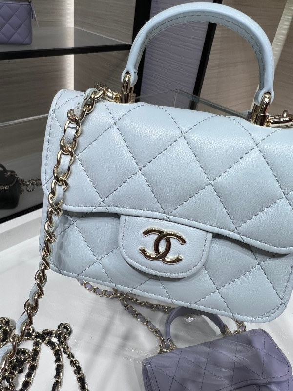 CL FLAP COIN PURSE WITH CHAIN
