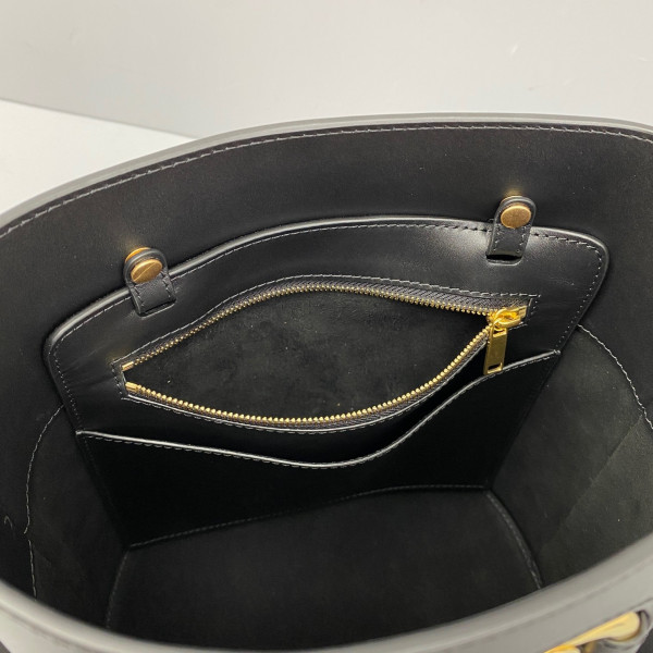 Ce**e bucket maillon