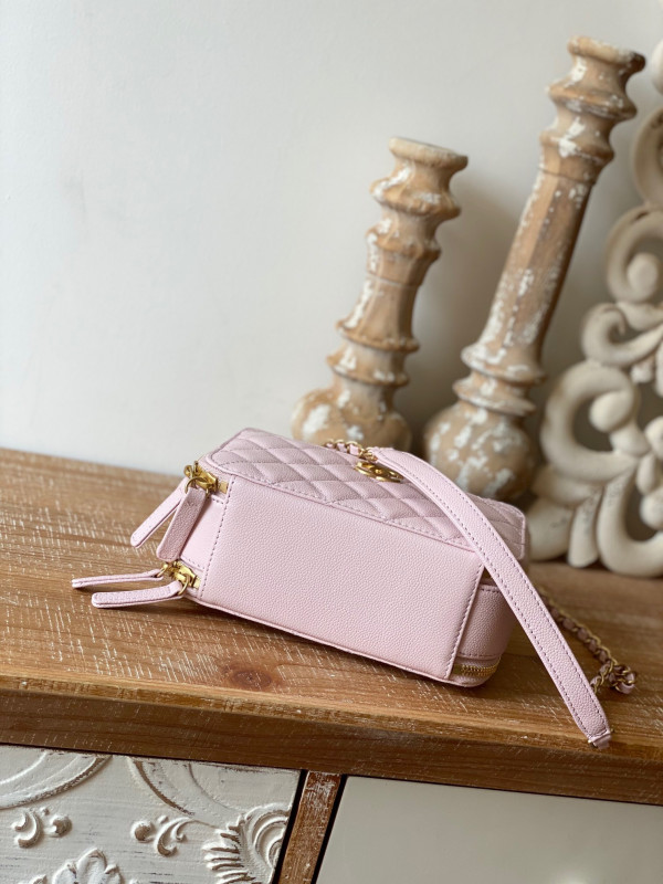 CL VANITY CASE