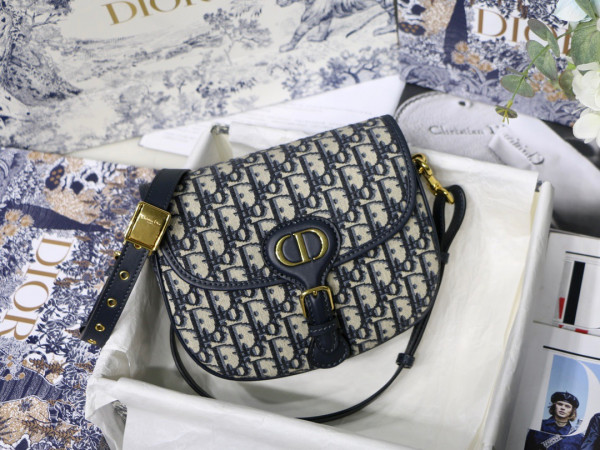 D*or bobby bag medium