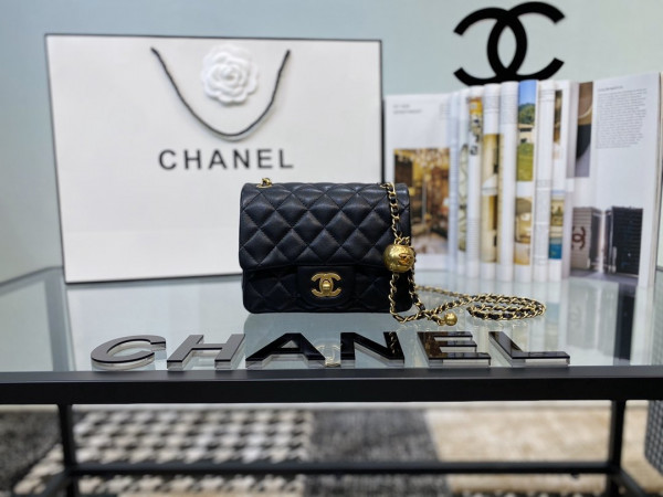 CL MINI FLAP BAG