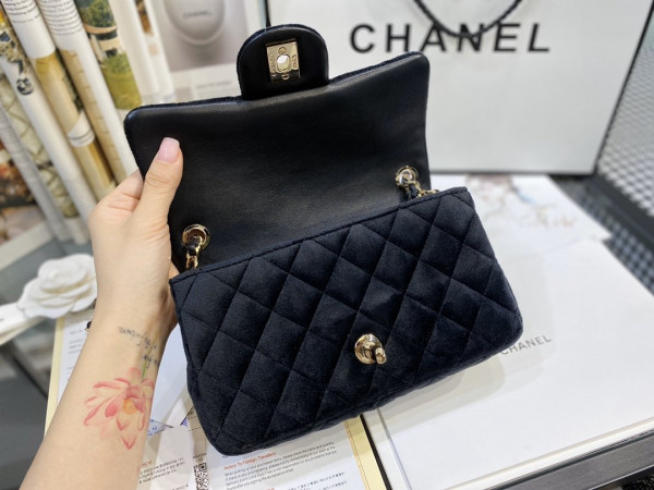 CL FLAP BAG
