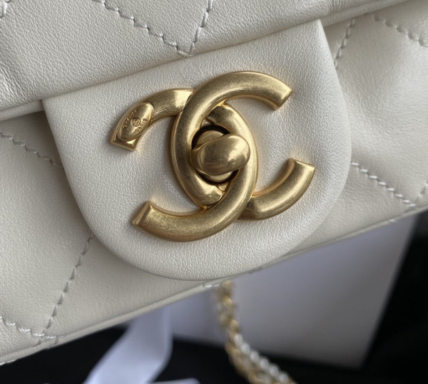 CL FLAP BAG