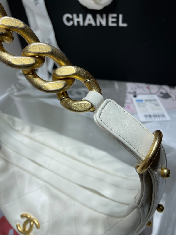 CL HOBO HANDBAG