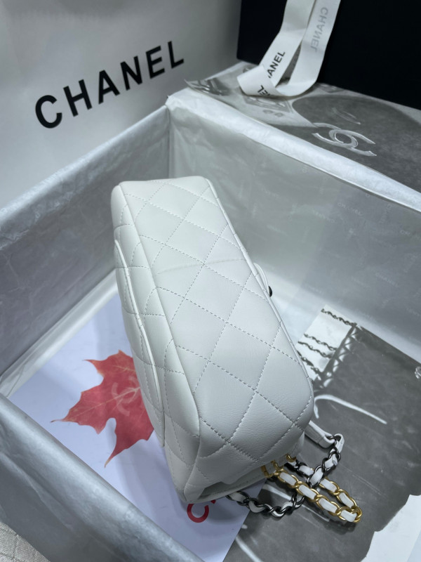 CL SMALL FLAP BAG