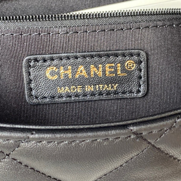CL SMALL FLAP BAG