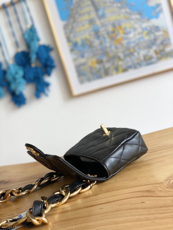 CL MINI FLAP BAG