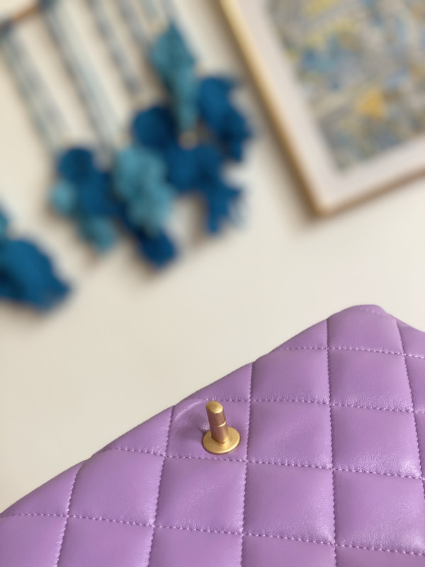 CL LARGE FLAP BAG