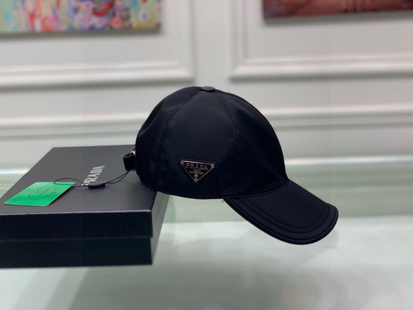 Pra*a hat