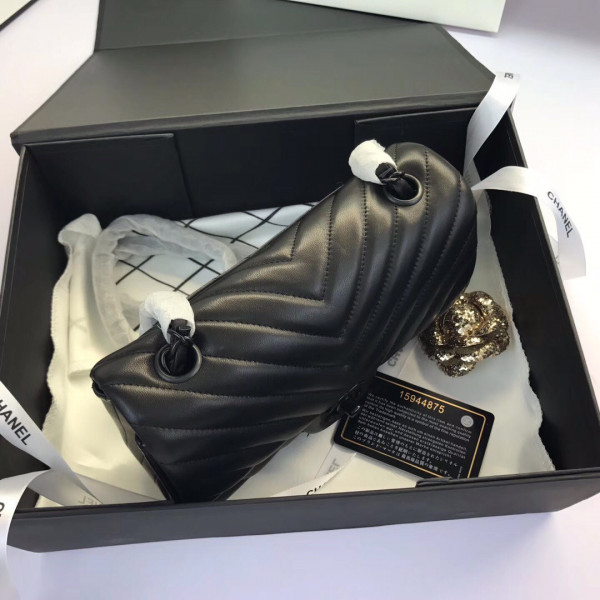 CL FLAP BAG