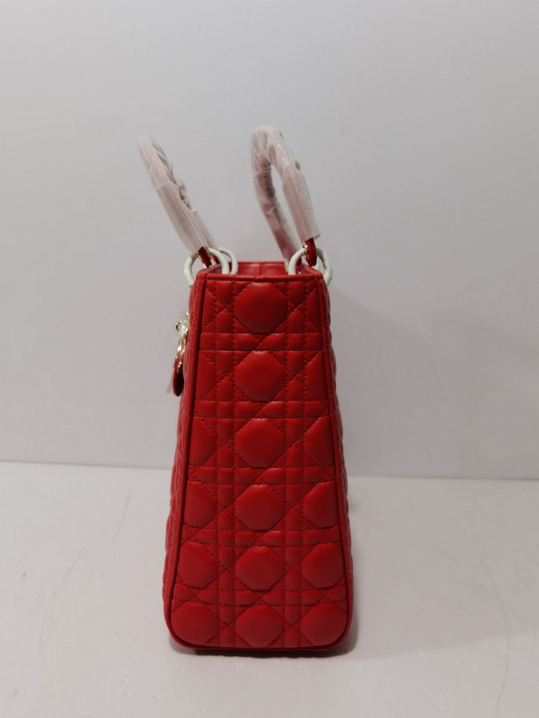 large lady D*or bag