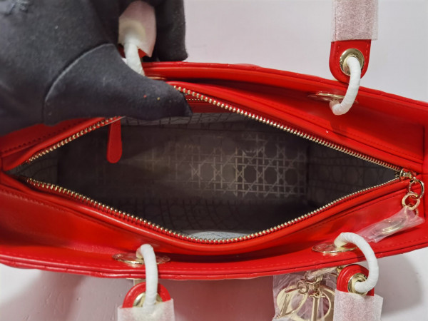 large lady D*or bag