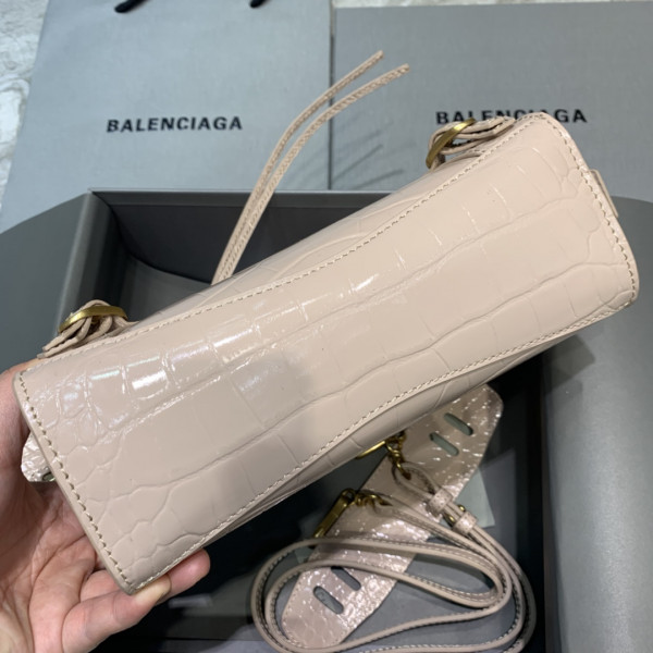 Ba*len*cia*ga neo classic mini top handle bag