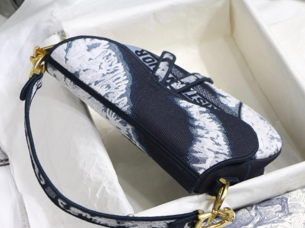 D*or saddle bag