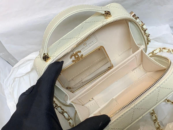 CL VANITY CASE