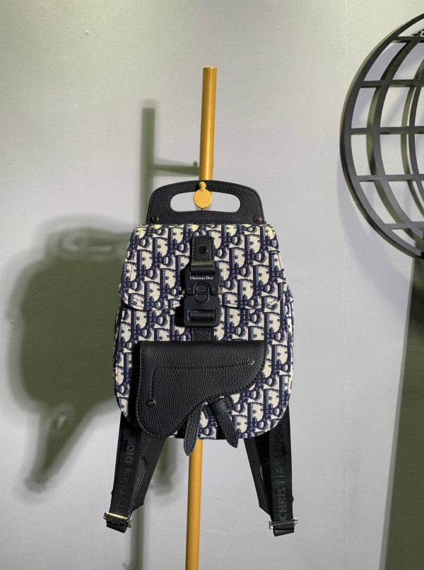 D*or oblique backpack