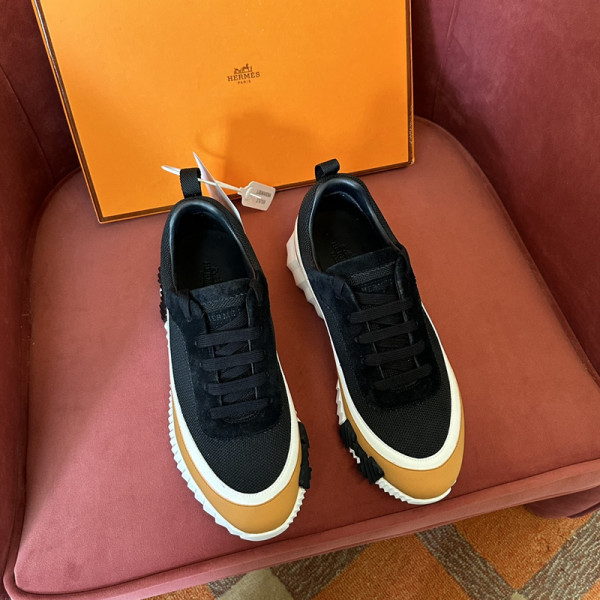 H**mes sneaker