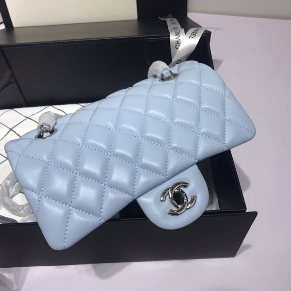 CL Flap Bag Lambskin 20CM