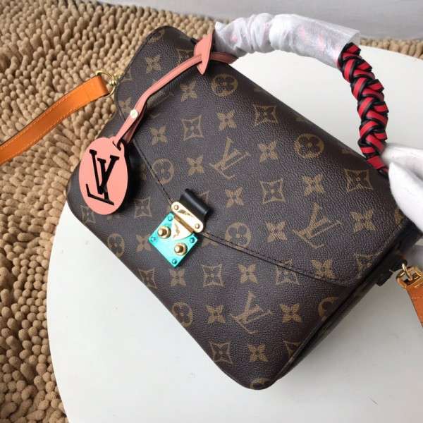 l**is V*t*n pochette metis
