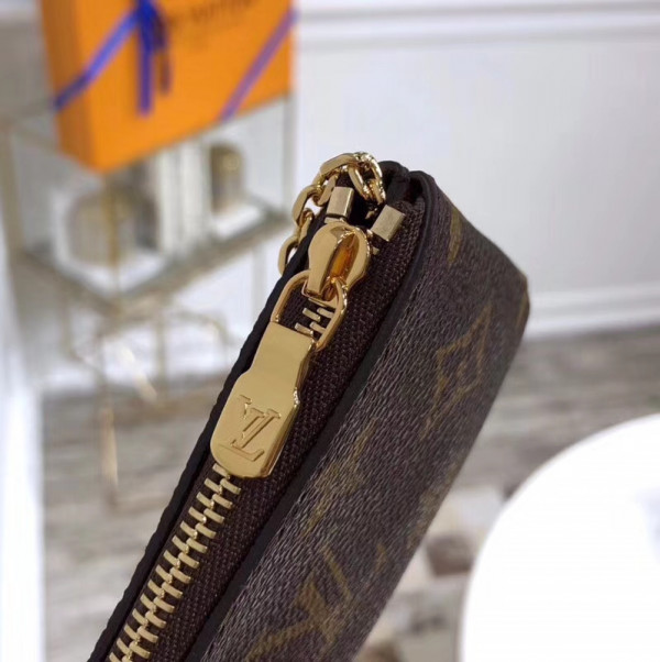l**is V*t*n coin purse