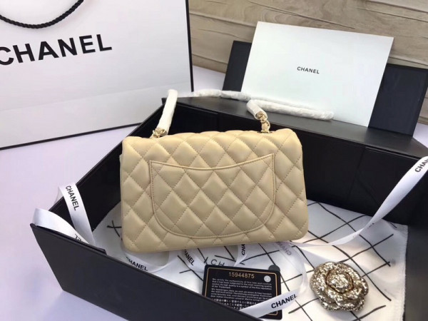 CL Flap Bag Lambskin 20CM