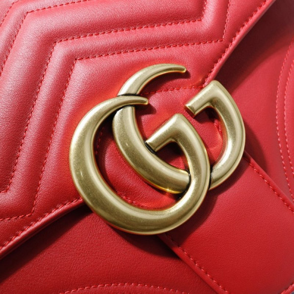 G*u*i gg marmont medium top handle bag