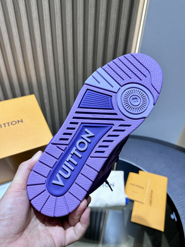 l**is V*t*n trainer sneaker