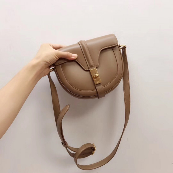 Ce**e small besace 16 bag in satinated calfskin