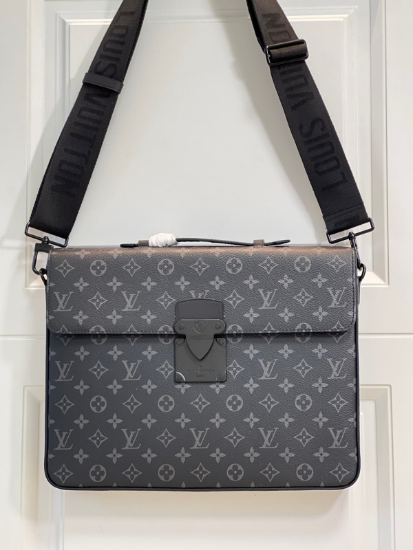 l**is V*t*n s lock briefcase