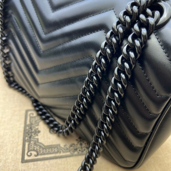 G*u*i gg marmont 26cm