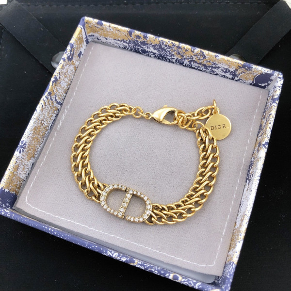 D*or necklace