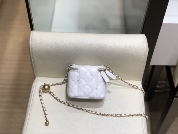 CL VANITY CASE